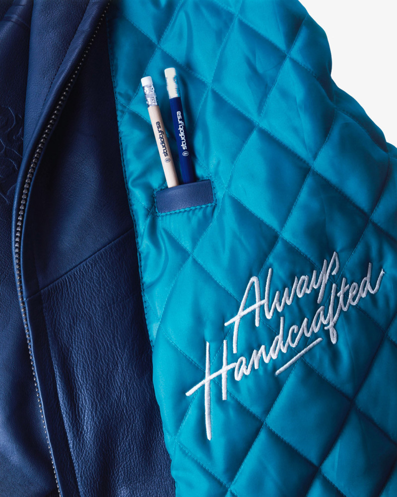 Alexis Tyrsa - Talkie Walkie